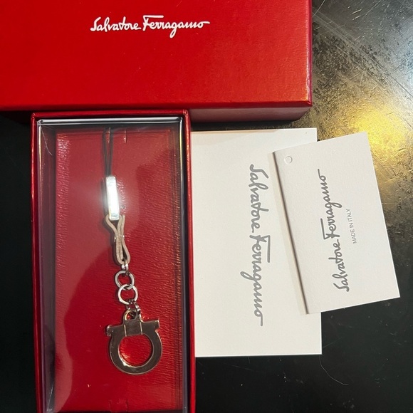 NIB Ferragamo Bag Charm - Picture 1 of 3